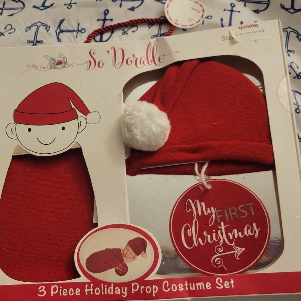 Newborn holiday prop costume set